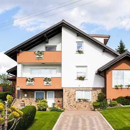 Apartma Tia 2 Zreče Extérieur photo