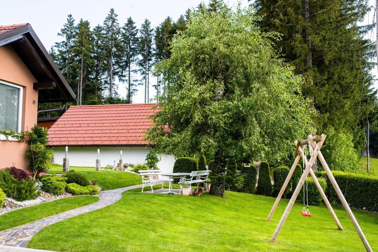 Apartma Tia 2 Zreče Extérieur photo